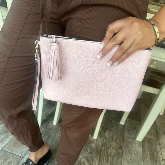 New Tory Burch Thea large leather pouch clutch pink - Picture 9 of 10